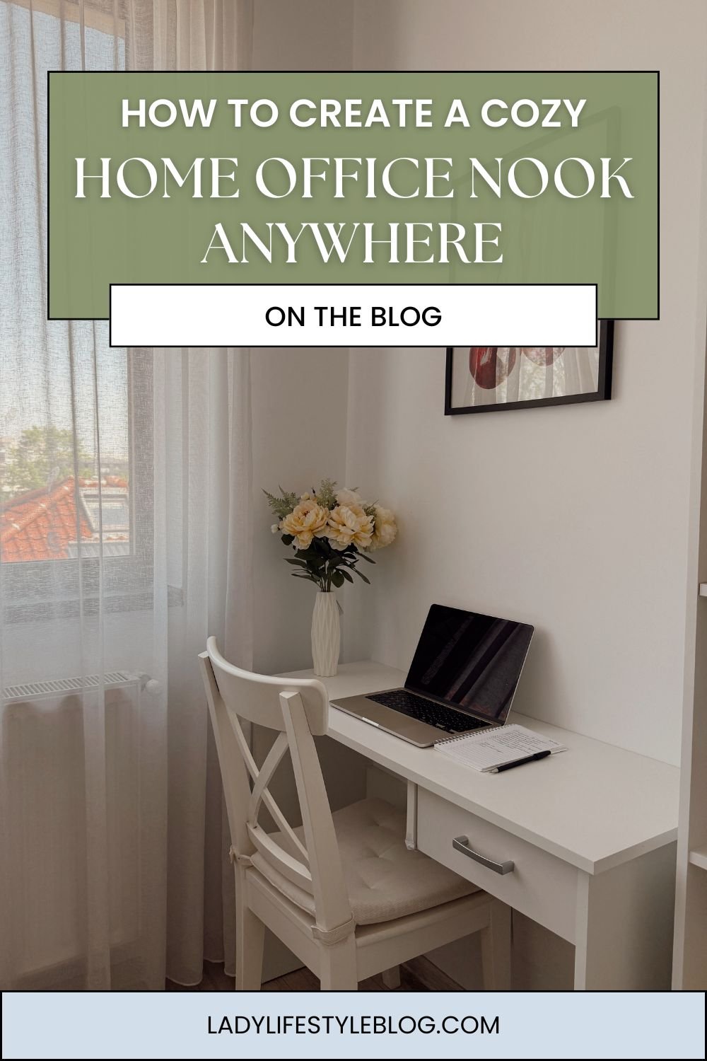 Choose a Desk That Works for Small Spaces